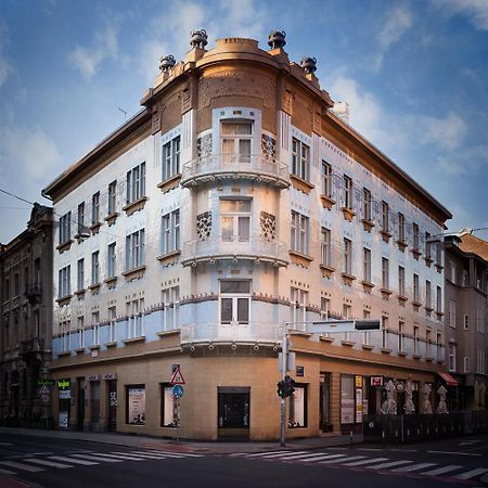 Rose&Margaret Kallina Zagreb Bagian luar foto